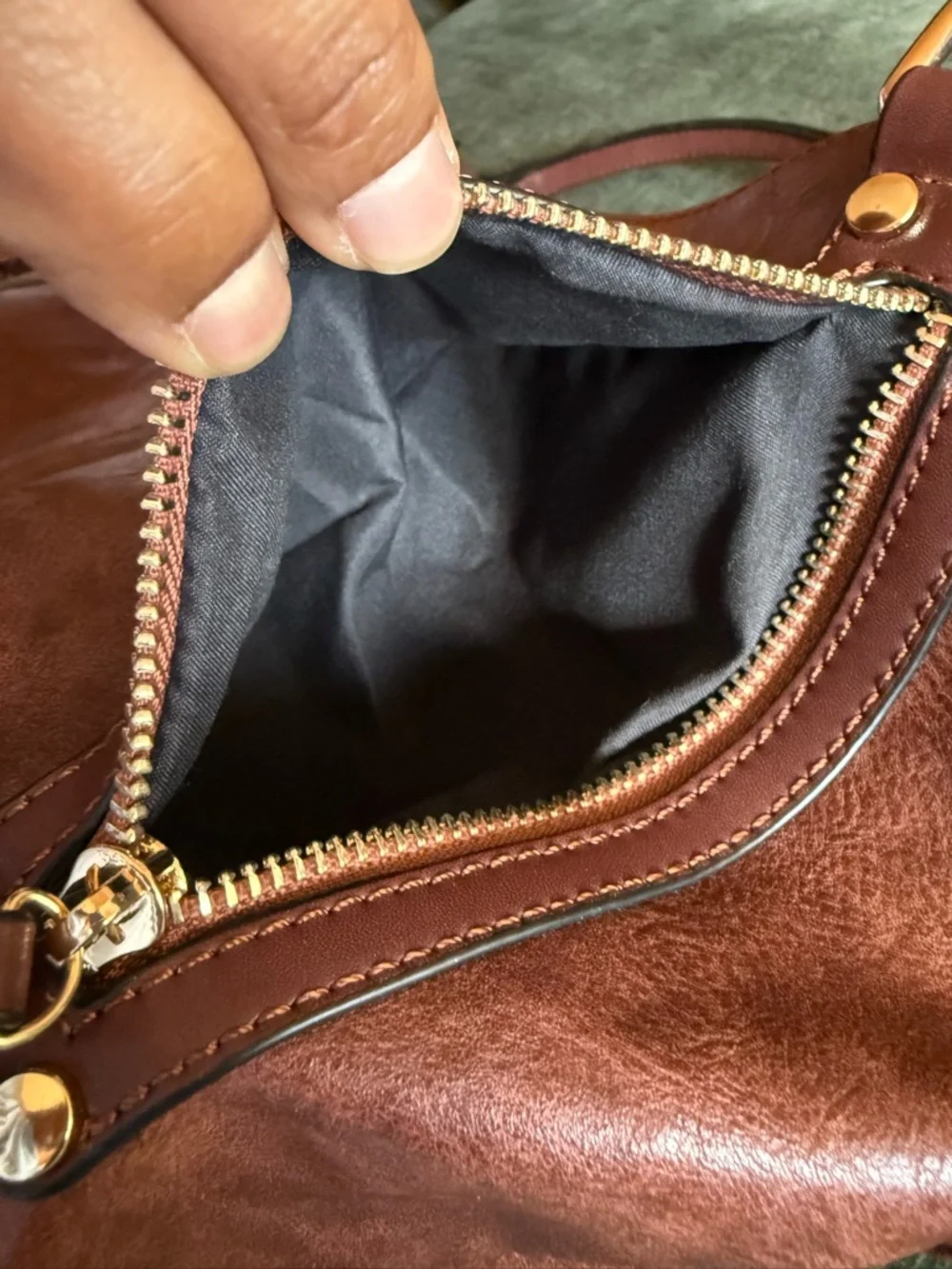 Women’s Soft Distressed Cognac Leather Slouchy Hobo Shoulder Bag